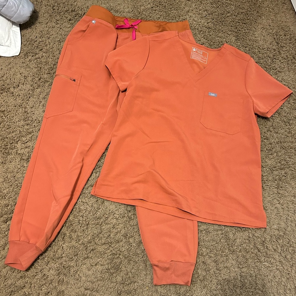 Figs Womens scrub set in Terracotta